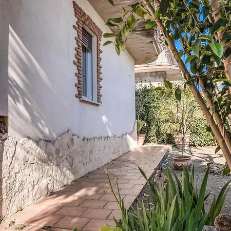 Maison Rosy Pensionat 3*